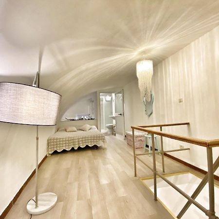 Omarea - Imperia Apartment Bagian luar foto