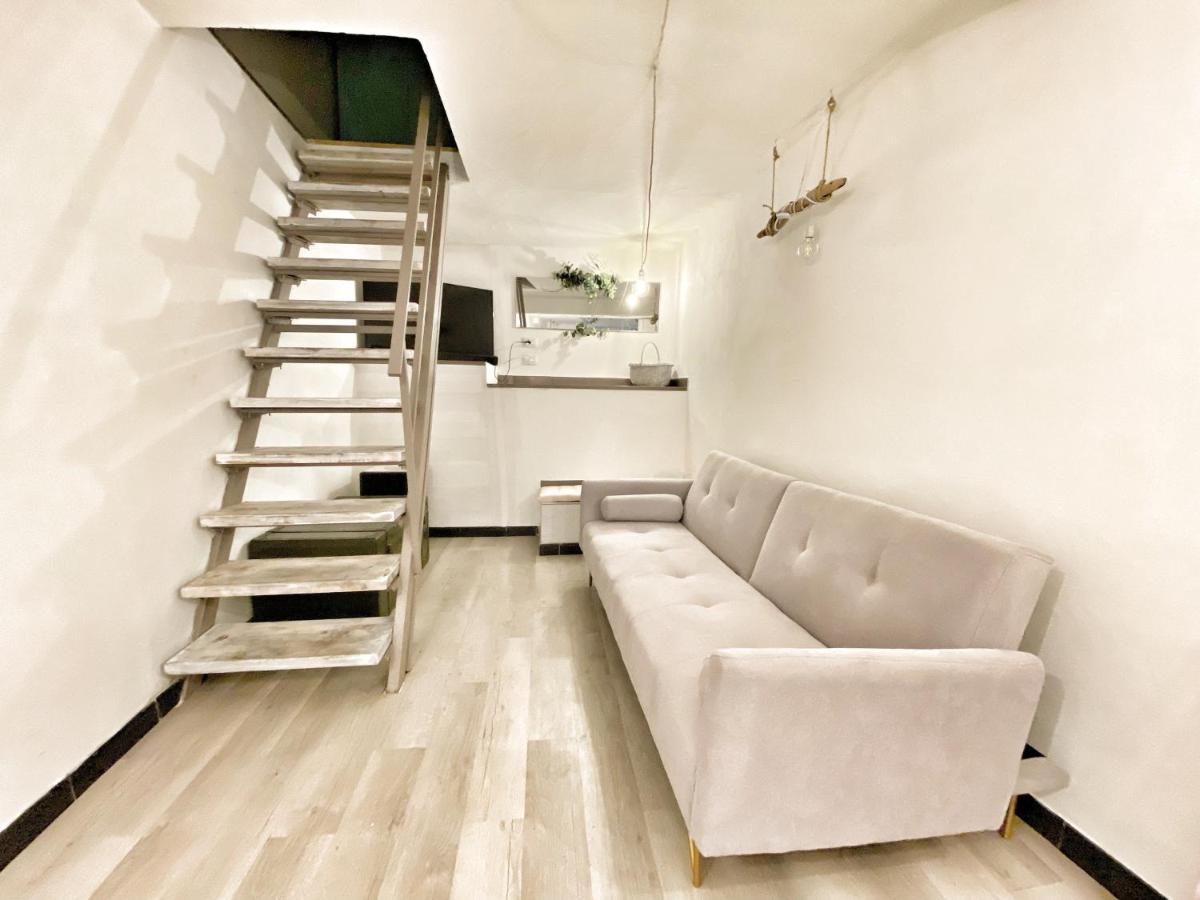 Omarea - Imperia Apartment Bagian luar foto